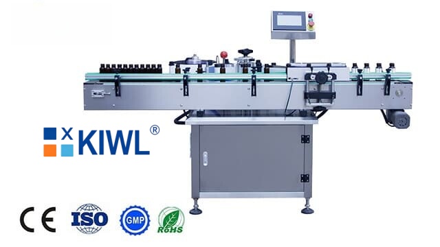 Industrial labeling machine